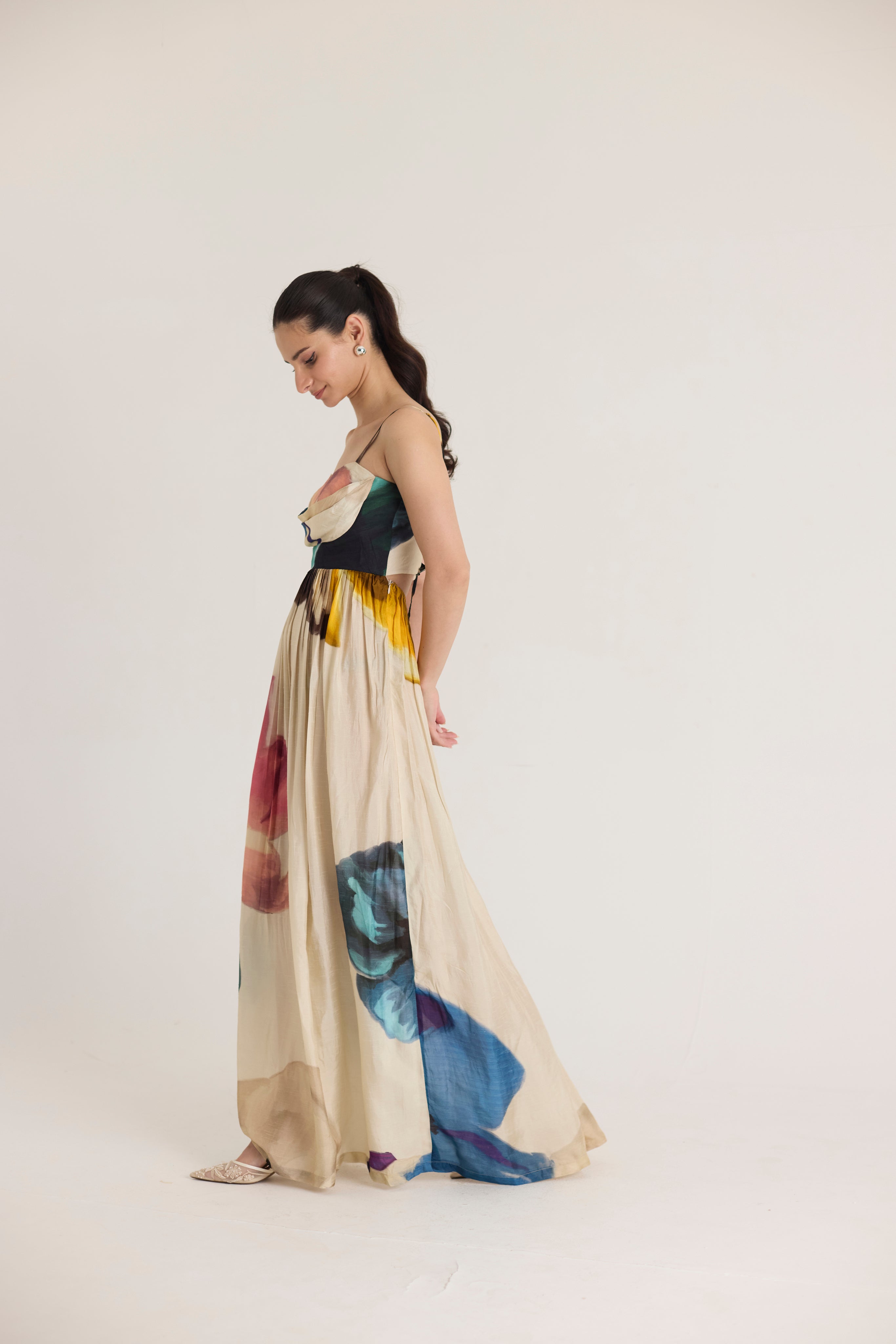 LILA BACKLESS DRESS