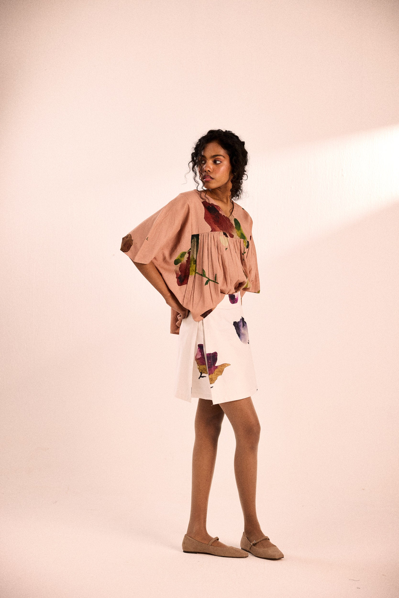 Amethyst blooms shorts