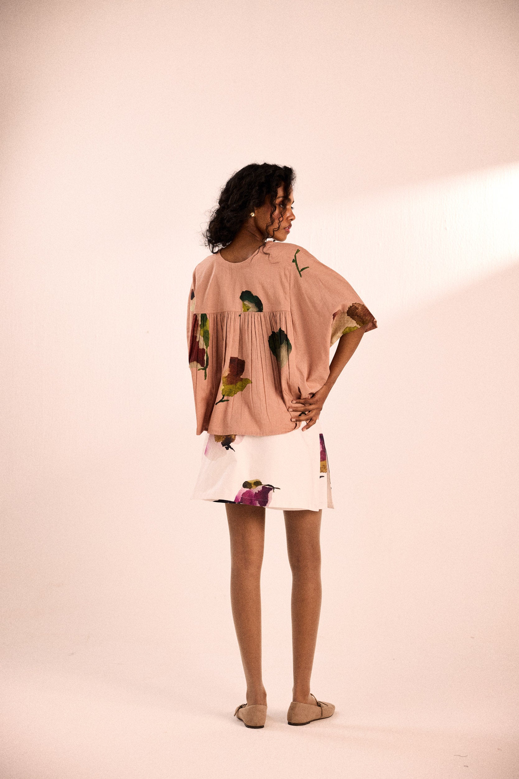 Amethyst blooms shorts
