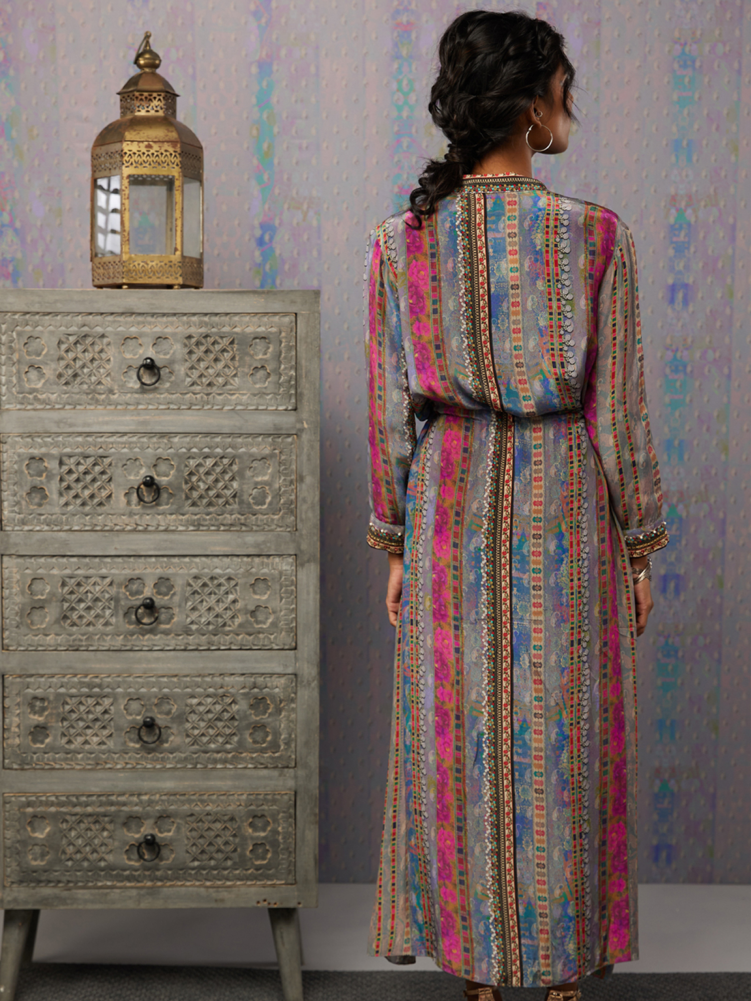 IKAYA EMBROIDERED DRESS WITH TIE-UP
