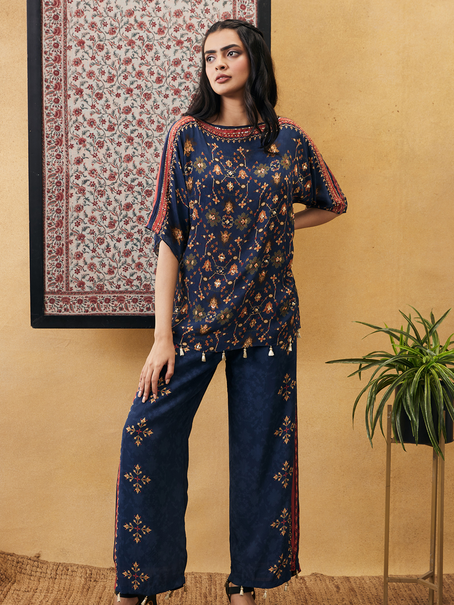ZAHRA EMBROIDERED SET
