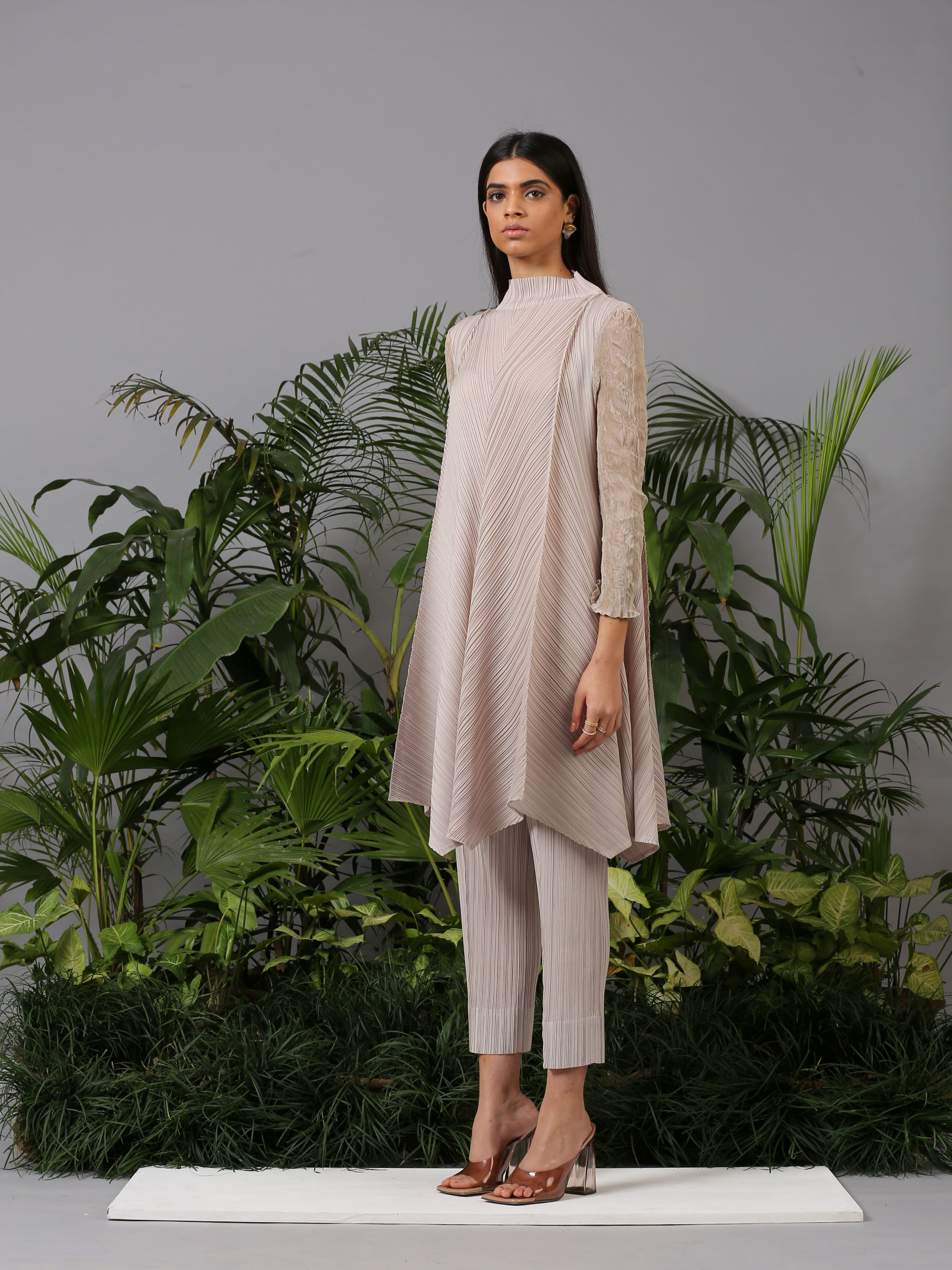 BEIGE CULOTTE PANT
